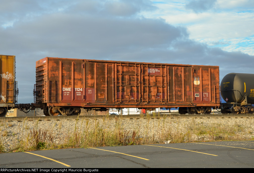 DME Box Car